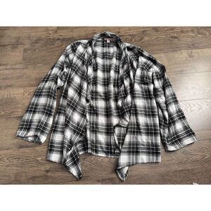 EUC Women Knox Rose black white plaid pocket cardigan soft drap roll sleeve sz S